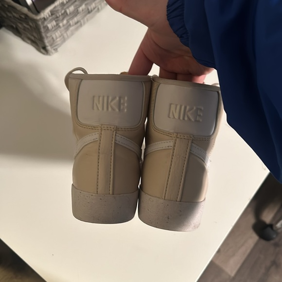 Nike blazer mid coconut milk - Picture 2 of 3